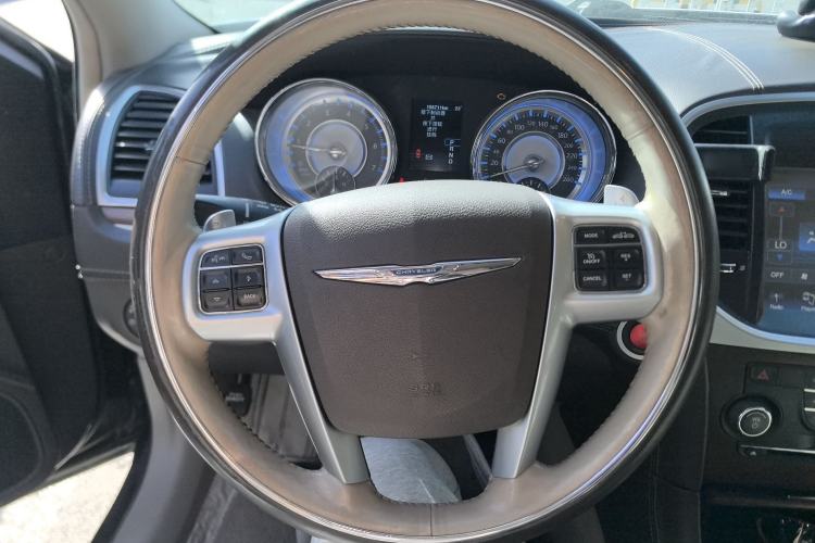 Used Chrysler 300C 2013 3.6L Prestige Edition
