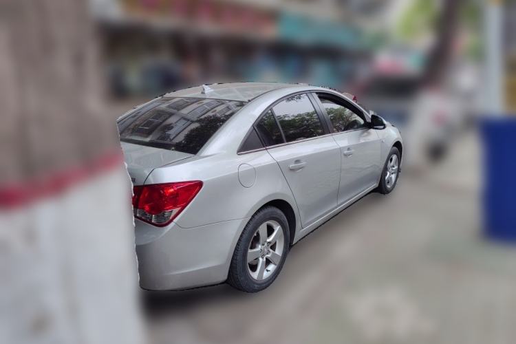 Used Chevrolet Cruze 2013 1.8L SE AT
