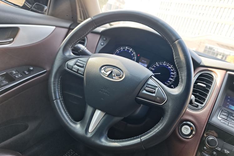 Used Infiniti QX50 2015 2.5L Enjoyment Edition