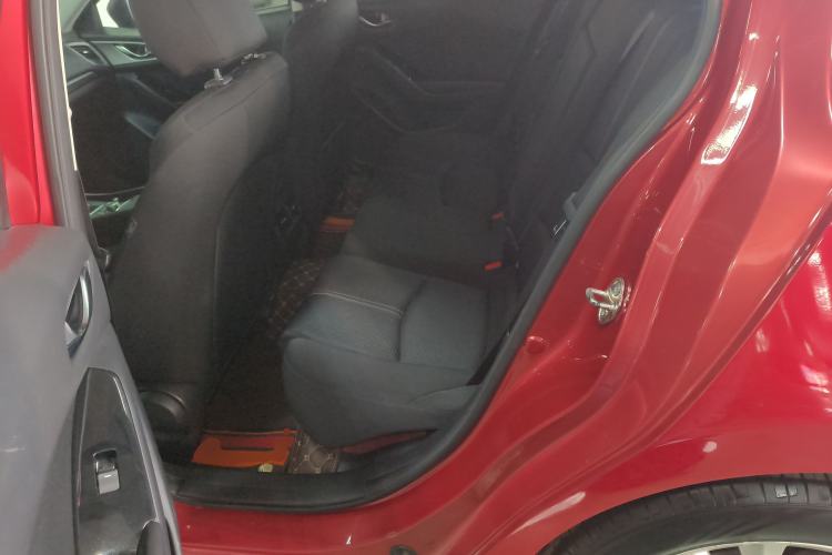 Used Mazda Mazda 3 Axela 2017 Sedan 1.5L Automatic Luxury Model Emission Standard China V
