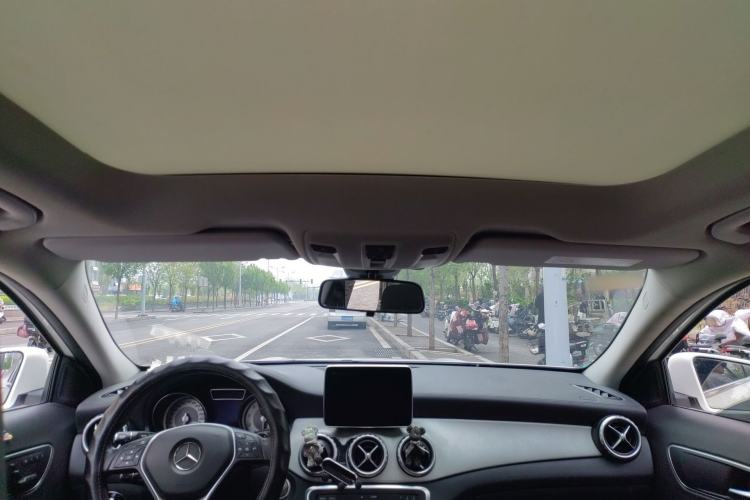 Used Mercedes-Benz GLA 2016 GLA 220 4MATIC Fashion Edition Headliner