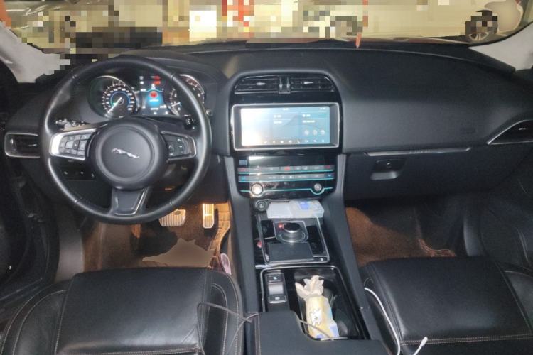 Used Jaguar F-PACE 2019 2.0T Four-Wheel Drive Urban Luxury Edition
