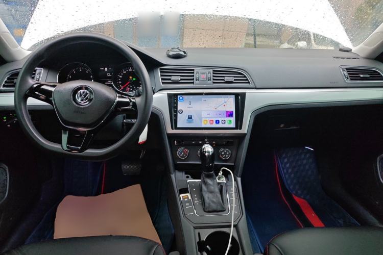 Used Volkswagen Lamando 2017 230TSI DSG Fashion Edition
