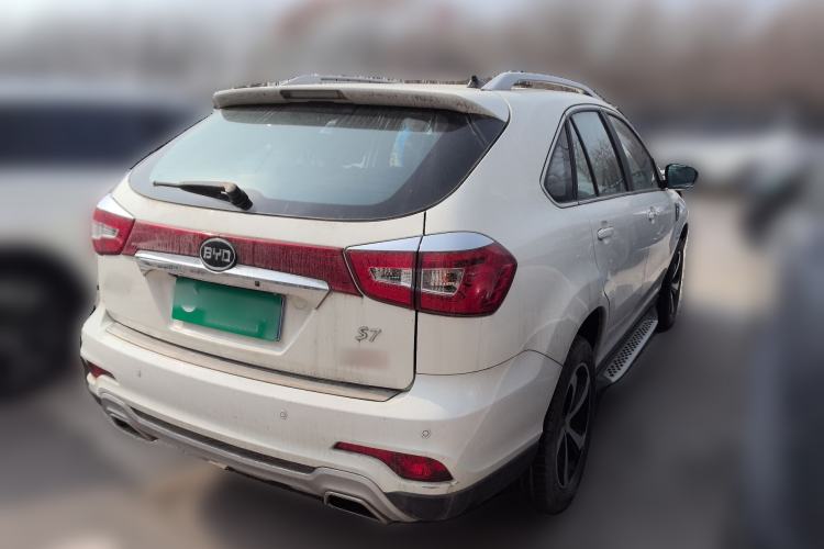 Used BYD S7 2015 2.0T Upgraded Automatic Luxury Version