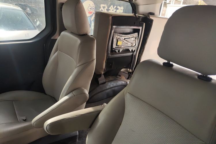 Used JAC Refine M4 2019 Joyful Series 2.0L Manual Comfort Model China VI Standard Left Rear Seat