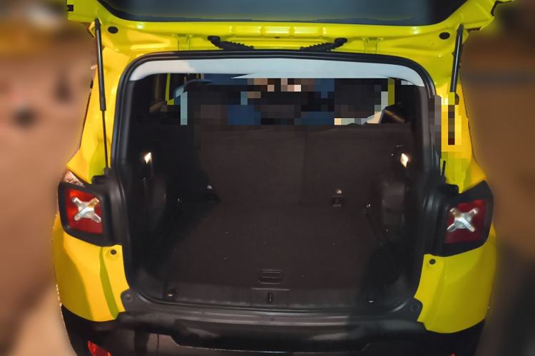 Used Jeep Renegade 2017 180T Automatic High-Energy Version Trunk