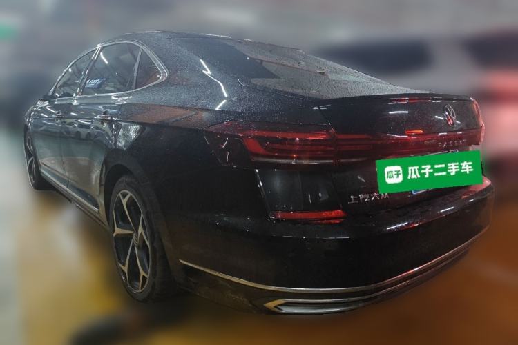 Used Volkswagen Passat 2024 380TSI Starry Dragon Edition Rear Left 45 Deg