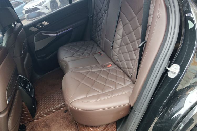 Used BMW X5 2022 xDrive 40Li M Sport Package