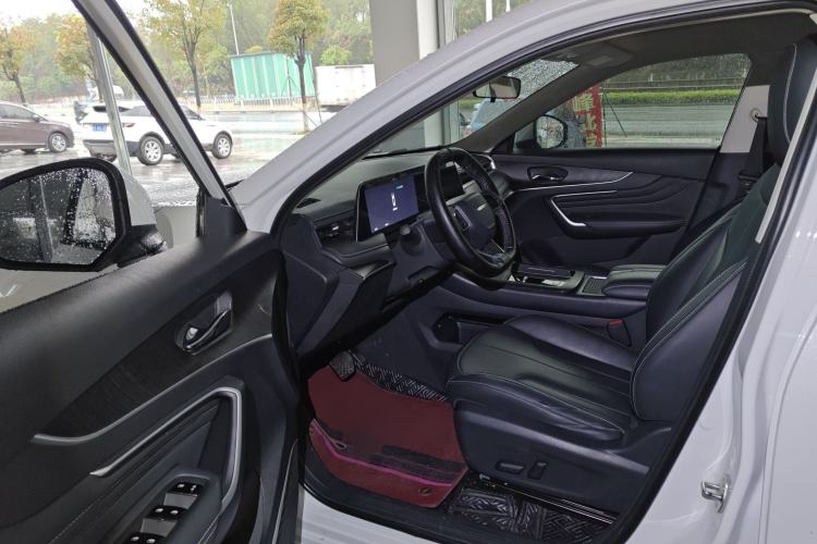 Used Venucia V DD-i 2023 110 km iE Version
