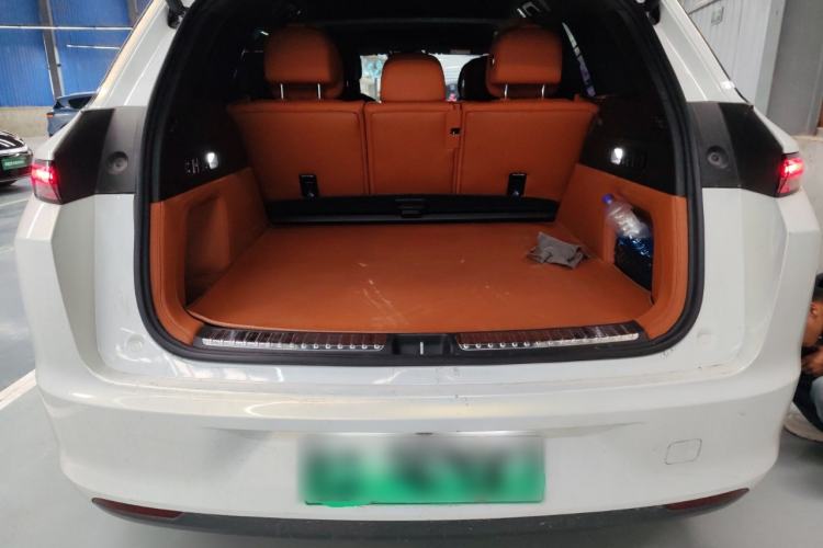 Used Li Auto L7 2023 Pro Model
