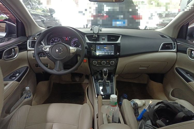 Used Nissan Sylphy 2016 1.6XV CVT Smart Enjoyment Version Center Console