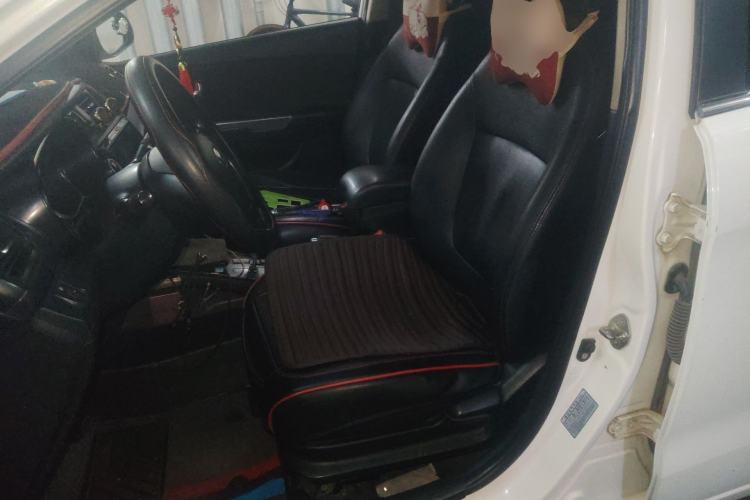 Used Kia K2 2015 Sedan 1.4L Automatic GLS Left Front Seat