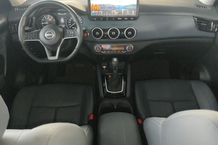 Used Nissan Qashqai 2025 Honor 2.0L CVT XV+ Leading Edition Center Console