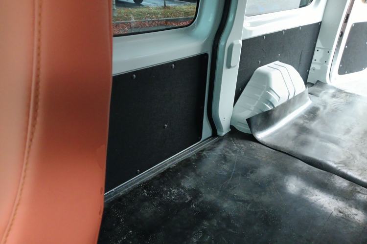 Used CHANGAN KAICHENG V919 2025 Model, Glory Edition, Golden Shield 50 kWh, Short Wheelbase, Low Roof, Elite Version, 6 Seats Left Rear Seat