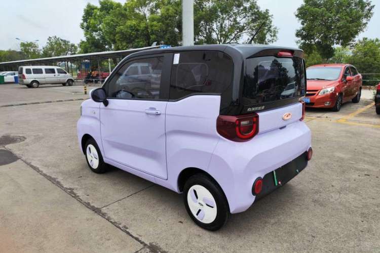 Used Chery New Energy QQ Ice Cream 2022 170km Sundae Phosphate Lithium-Ion
