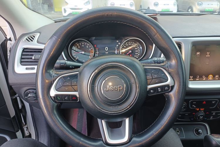 Used Jeep Compass 2017 200T Automatic Family Edition