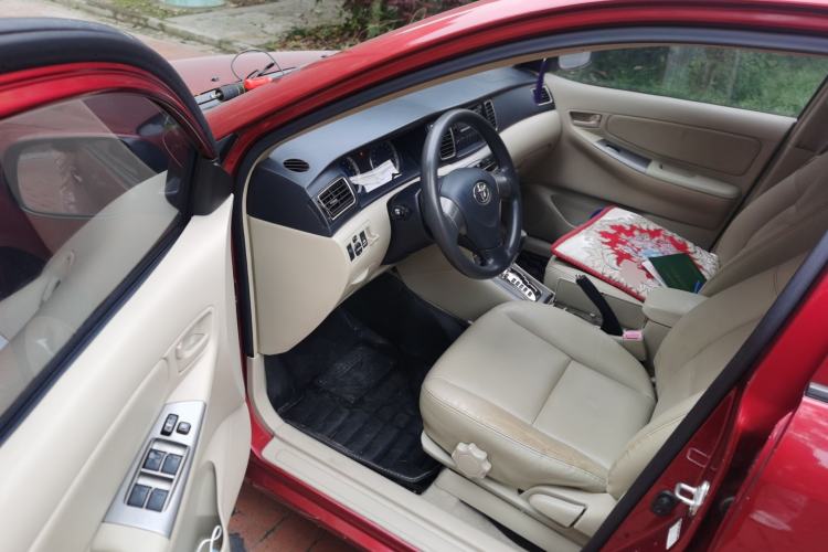 Used Toyota Corolla EX 2013 1.6L Automatic Luxury Edition Driver Seat