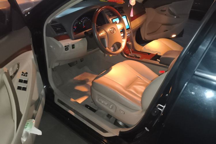 Used Toyota Camry 2013 200G Classic Luxury Edition