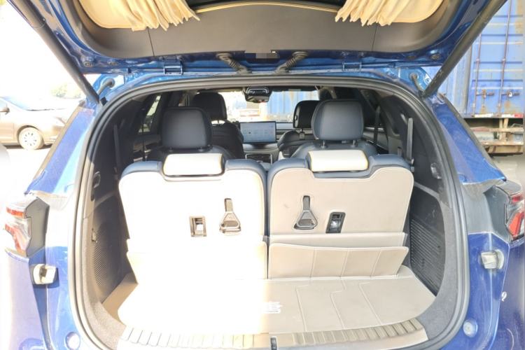 Used BYD Tang New Energy 2022 EV 635 km All-Wheel-Drive Flagship Model Trunk