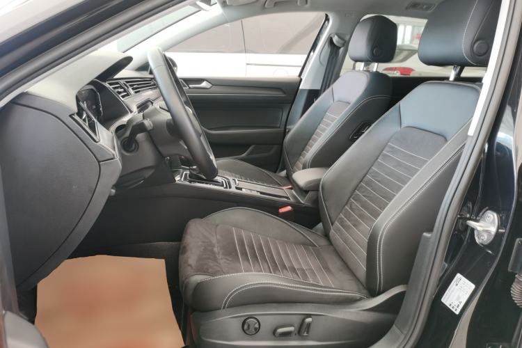 Used Volkswagen Magotan 2020 330TSI DSG Luxury Edition
