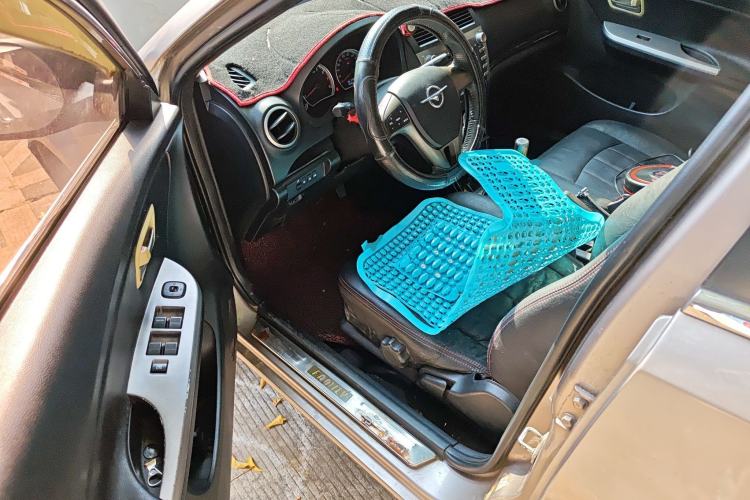 Used Haima Fumei 2013 Sedan 1.6L Manual Fashion Edition Driver Seat