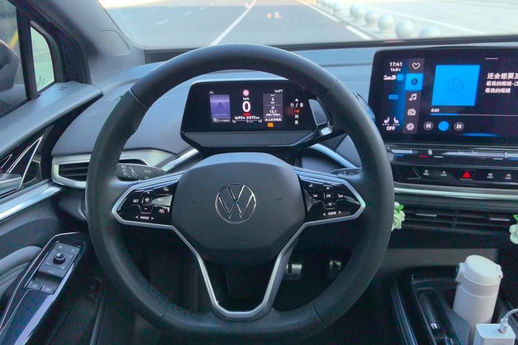 Used Volkswagen ID.4 CROZZ 2021 Long-Range PRO Two-Wheel Drive Version