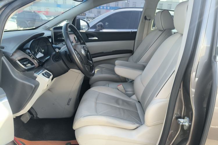 Used Buick GL8 2021 Land Cruiser Executive Class 652T Luxury Model
