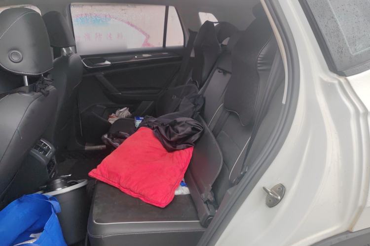 Used Volkswagen Tayron 2020 330TSI Two-Wheel Drive Luxury Connected Pro Edition Left Rear Seat