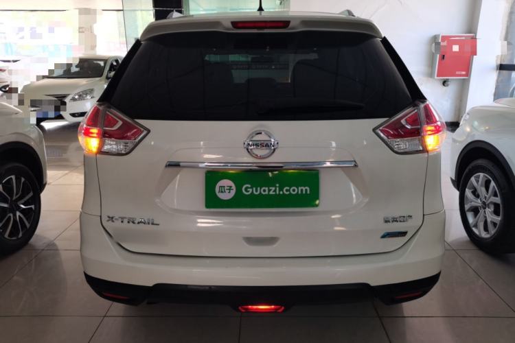 Used Nissan X-Trail 2015 2.5L CVT Leading MAX Edition 4WD