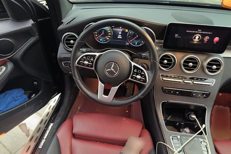 Used Mercedes-Benz GLC Coupe 2022 Refreshed GLC 300 4MATIC Coupe SUV
