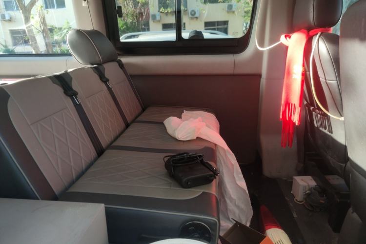 Used JAC Group Sunray 2019 1.9T Fuel-Efficient Platinum Edition 5-9 Seater Star Express Left Rear Seat