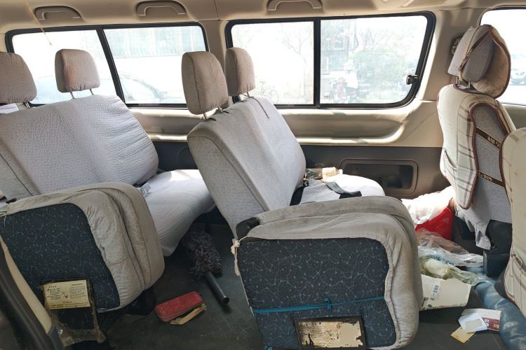 Used Jinbei Grace 2013 2.0L Zhi Ling Standard Version 11-Seater National Games Commemorative Edition Euro 5 10-Seater