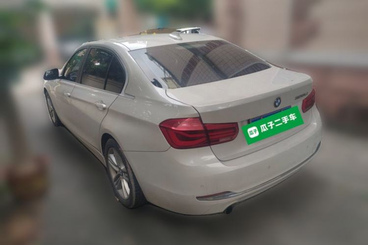 Used BMW 3 Series 2016 320Li Ambition Model
