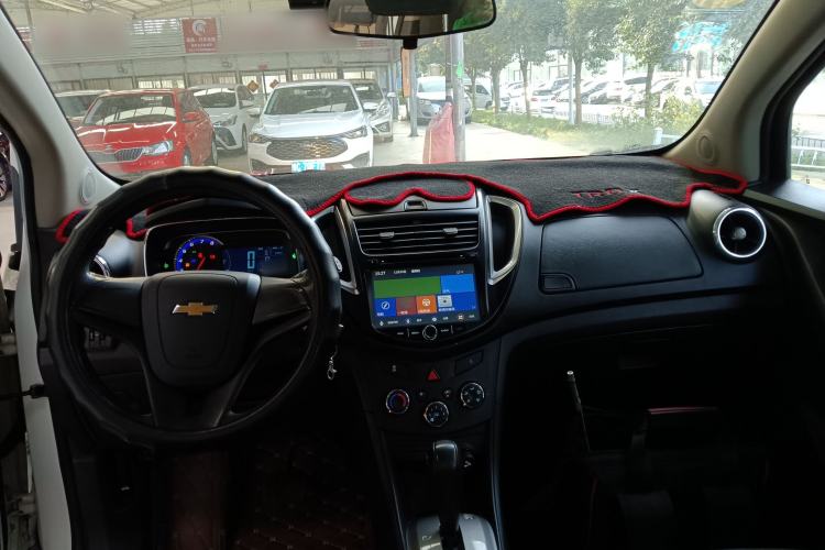 Used Chevrolet Trax 2016 1.4T Automatic Two-Wheel Drive Comfort Version with Sunroof