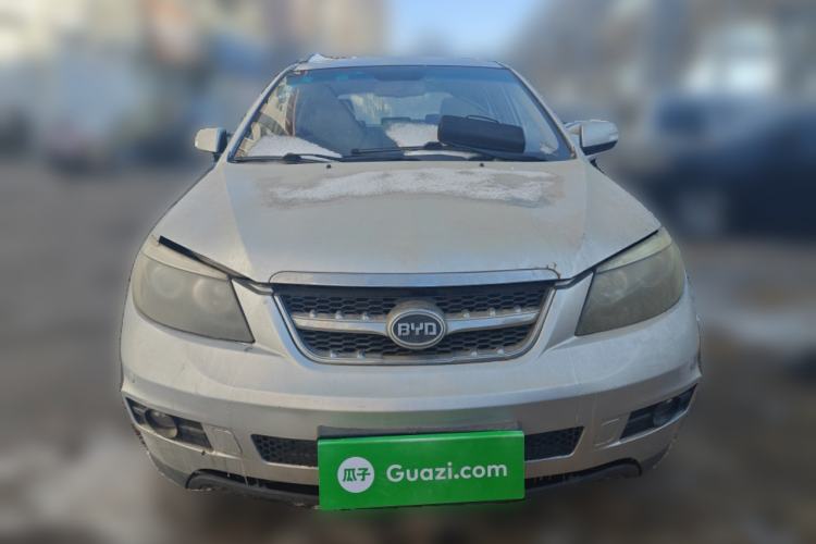 Used BYD S6 2011 2.4L Automatic Luxury Edition

