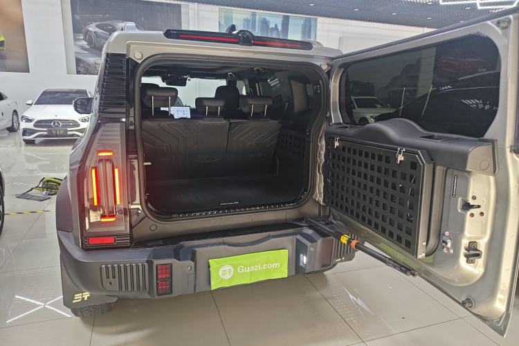 Used JETOUR Traveler 2023 2.0T All-Wheel Drive CrossPRO+