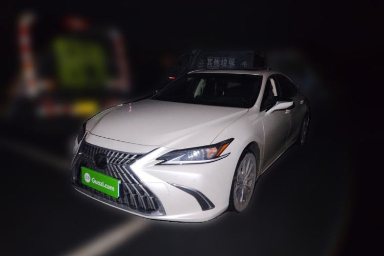 Used Lexus ES 2023 200 Excellence Edition