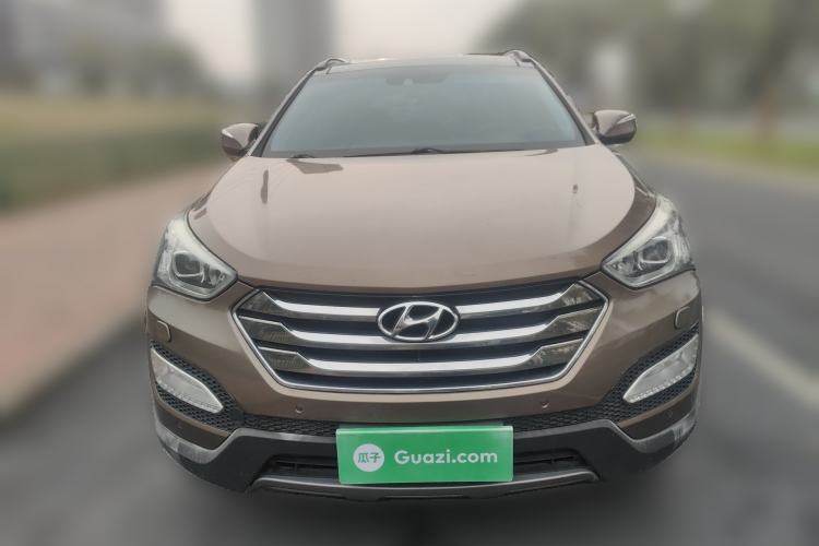 Used Hyundai Santa Fe 2013 2.0T Automatic All-Wheel Drive Top Trim