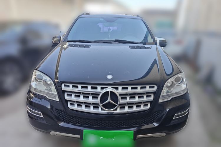 Used Mercedes-Benz M-Class 2010 ML 300 4MATIC Front