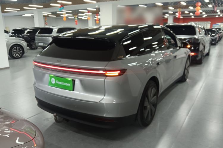 Used Li Auto i6 2025 Model Four-Wheel-Drive Standard Type