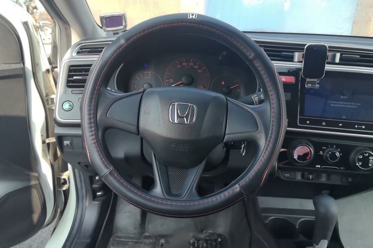 Used Honda Greiz 2016 1.5L CVT Classic Edition
