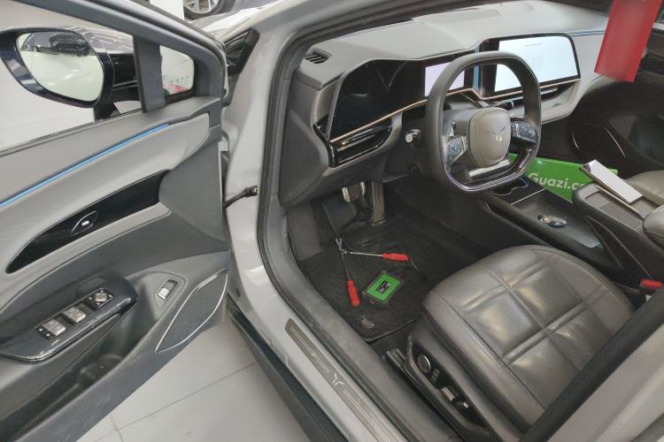 Used Hongqi EH7 2024 760 Pro+ Four-Wheel Drive Version Driver Seat