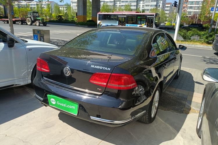 Used Volkswagen Magotan 2013 1.8TSI Premier Model Rear Right 45 Deg