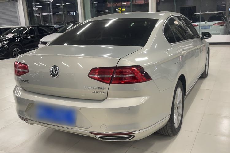 Used Volkswagen Magotan 2019 330TSI DSG Leading Model China VI Standard
