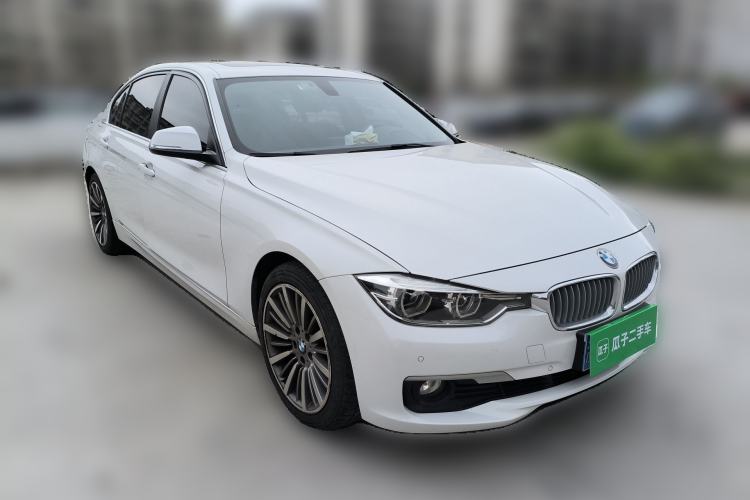 Used BMW 3 Series 2019 320Li Fashion Model Front Right 45 Deg
