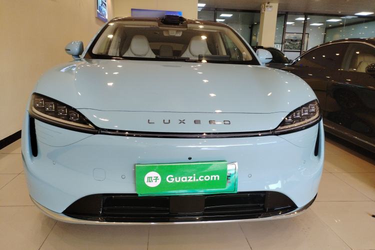 Used Hima Luxeed R7 2025 Range-Extended Version 251 km Max
