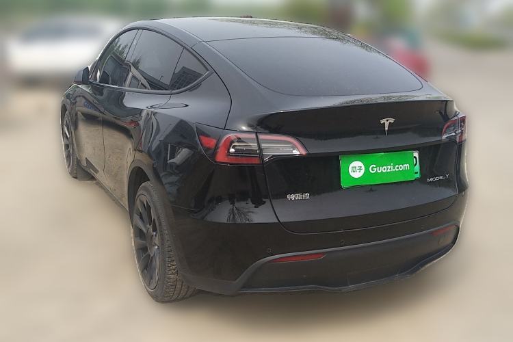 Used Tesla Model Y 2021 Long-Range All-Wheel-Drive Version