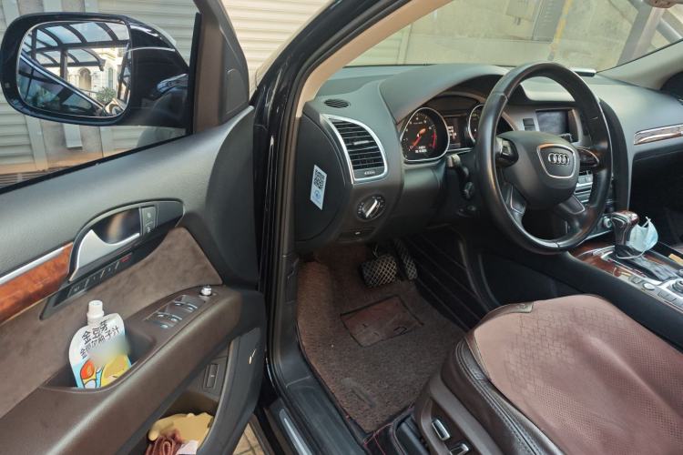 Used Audi Q7 2014 35 TFSI Off-road Model Driver Seat