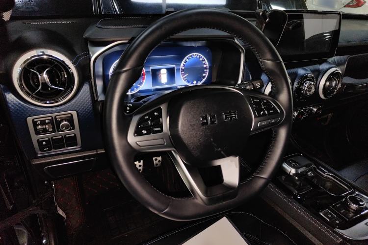 Used BAIC Off-Road BJ40 2020 2.0T Automatic Four-Wheel Drive Urban Hunter Edition Chivalrous Type Steering Wheel