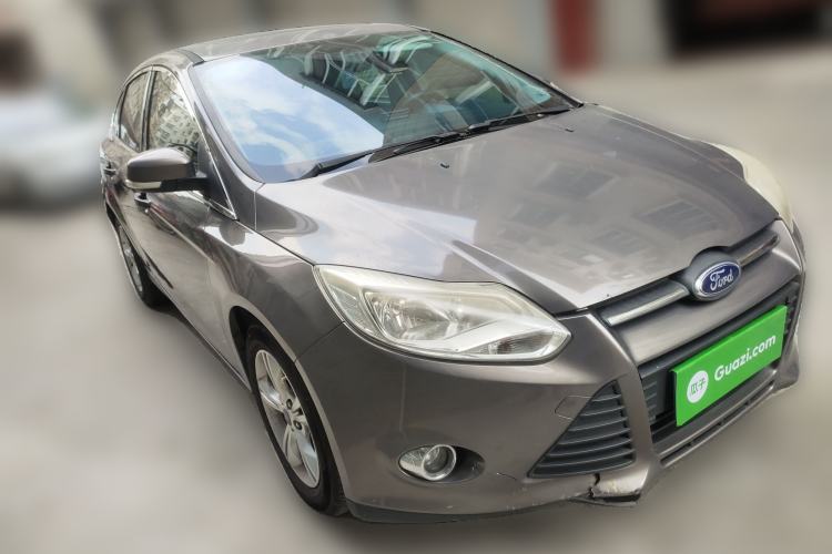Used Ford Focus 2012 Sedan 1.6L Manual Fashion Edition
